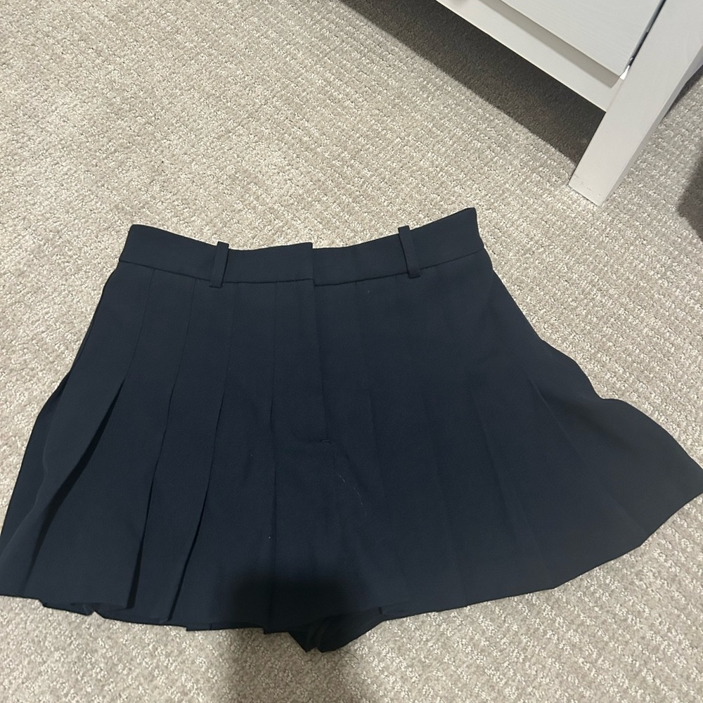 Abercrombie & Fitch Black Pleated Skorts